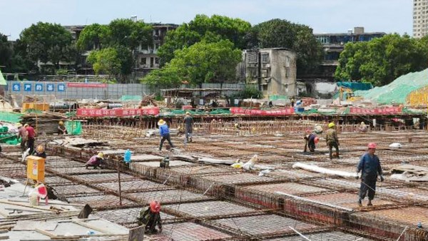 道路施工、交通保暢矛盾何解？市交投集團這樣做！
