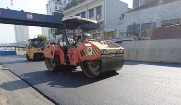 西環(huán)線速戰(zhàn)“秋老虎”，國(guó)慶節(jié)全線通車(chē)！