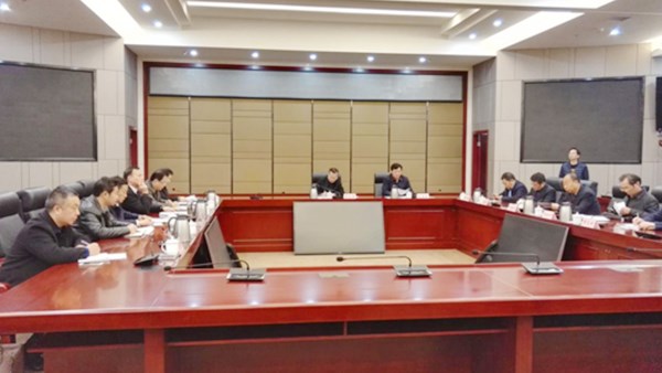 胡忠雄聽取“十三五”規(guī)劃、中心城區(qū)規(guī)劃建設(shè)管理等情況匯報