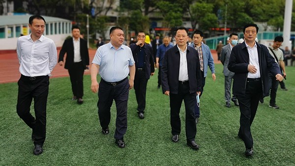 市委常委、副市長李建華調研市工人文化宮及東風廣場改擴建項目