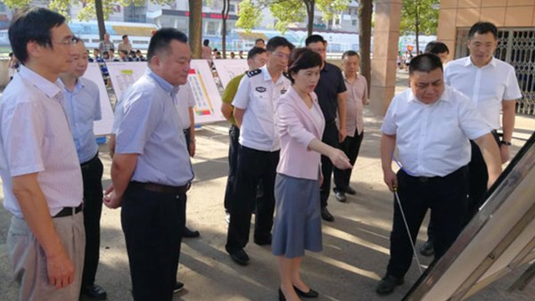 市委副書記、市長李愛武調(diào)研朝陽小學(xué) 智慧停車場項目
