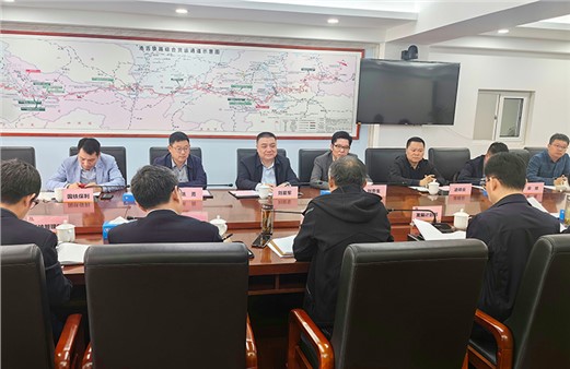 劉愛軍帶隊赴浩吉鐵路、中交投資調(diào)度對接產(chǎn)業(yè)園區(qū)合作開發(fā)事宜